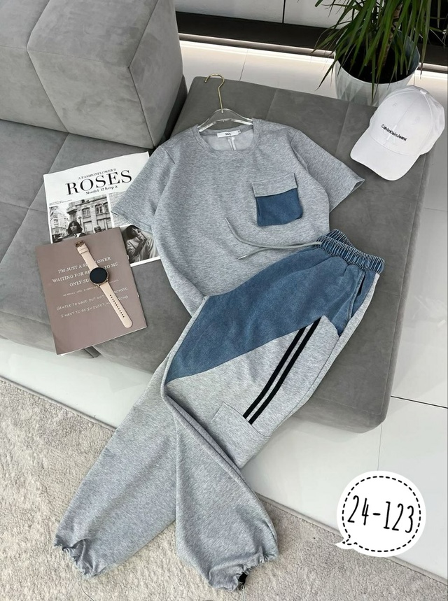 Спортивный костюм 22959185