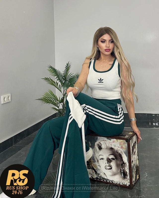 Спортивный костюм 22958852