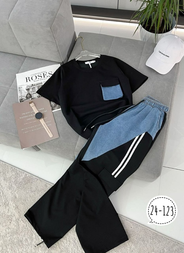 Спортивный костюм 22959185