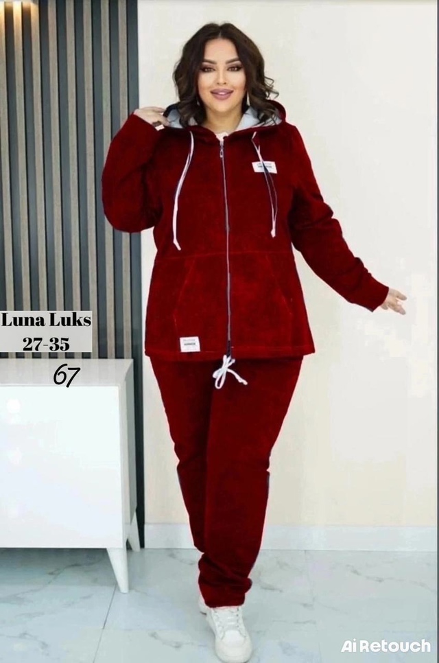 Спортивный костюм 22960841