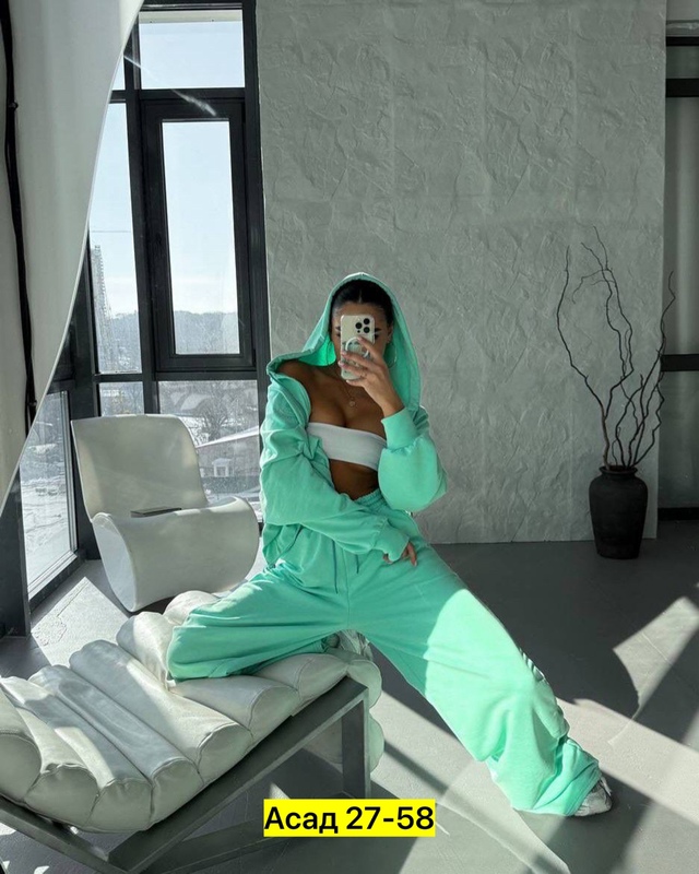 Спортивный костюм 22965414