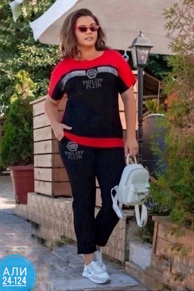 Спортивный костюм 22971854