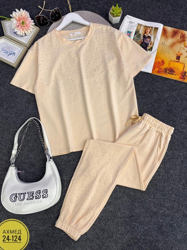 Спортивный костюм 22976697