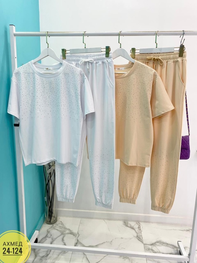 Спортивный костюм 22976697