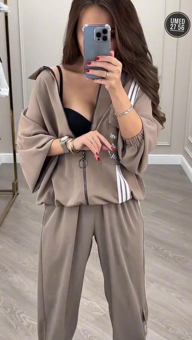 Костюм 22978934