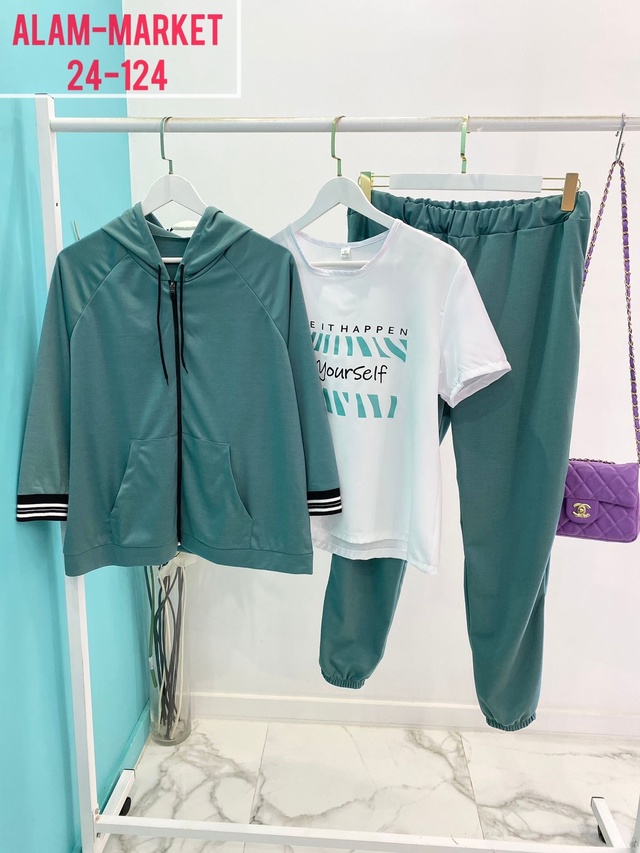 Спортивный костюм 22979127