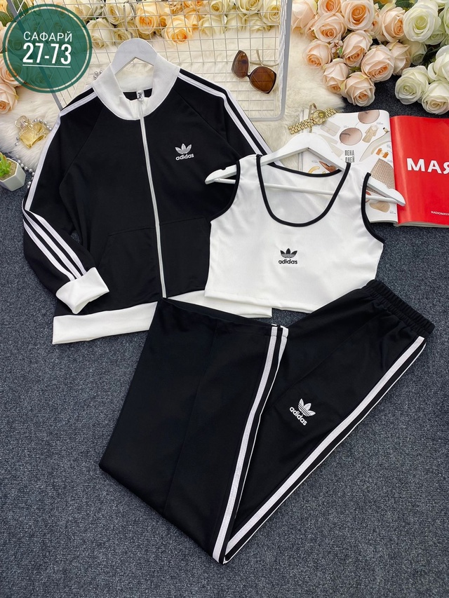 Спортивный костюм 22979162