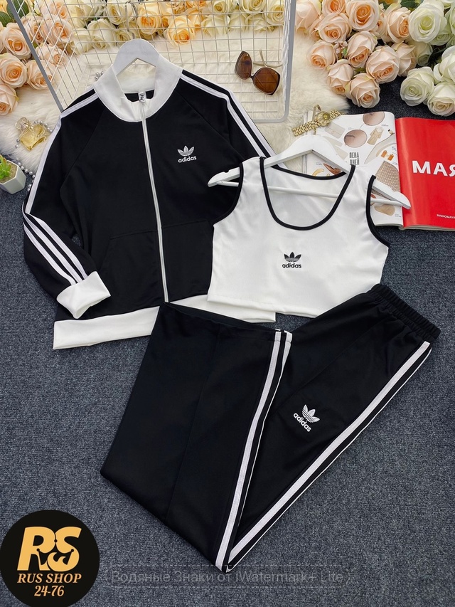 Спортивный костюм 22979555