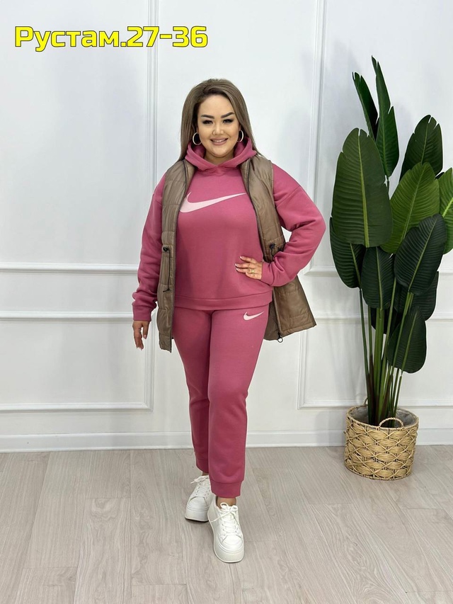 Спортивный костюм 22979802