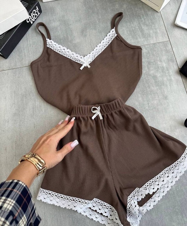 Пижама 22982799