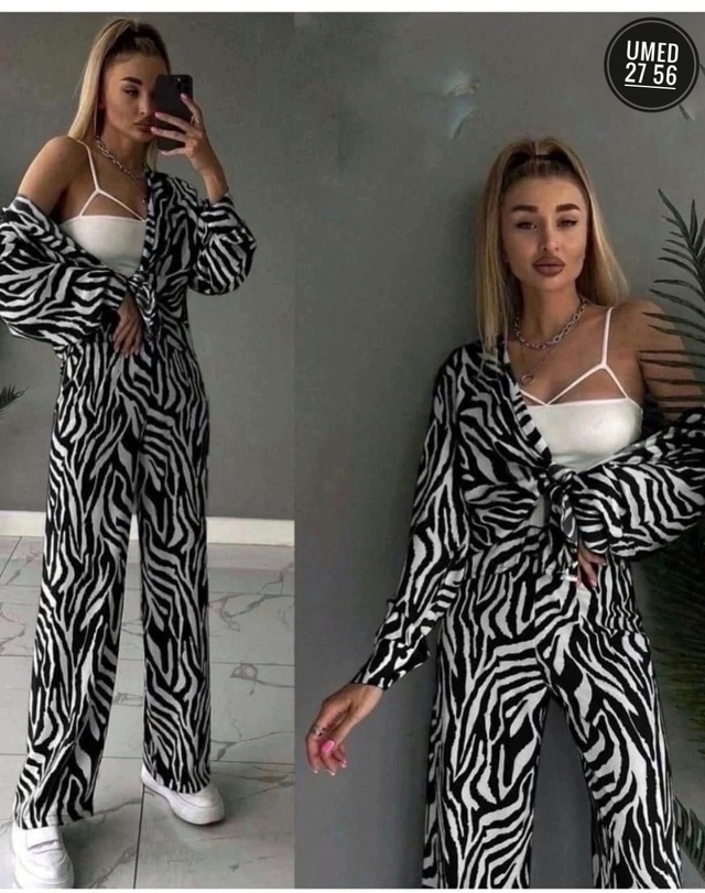 Костюм 22983526