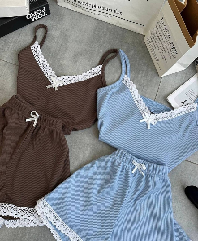 Пижама 22982799