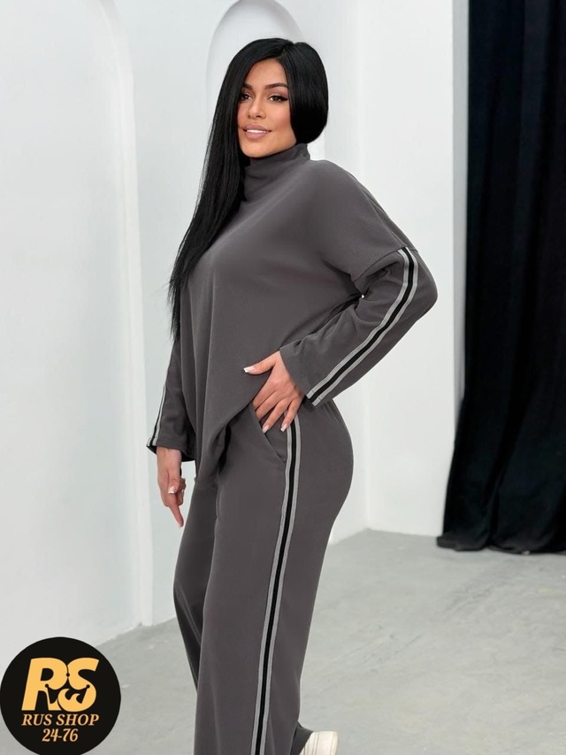 Спортивный костюм 22985085