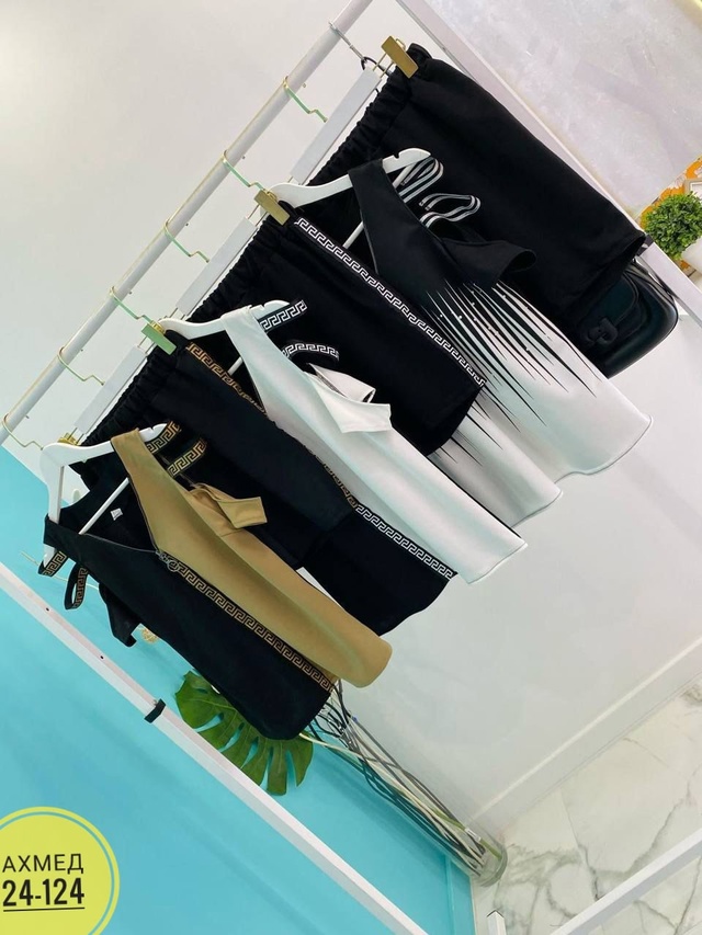 Спортивный костюм 22985735