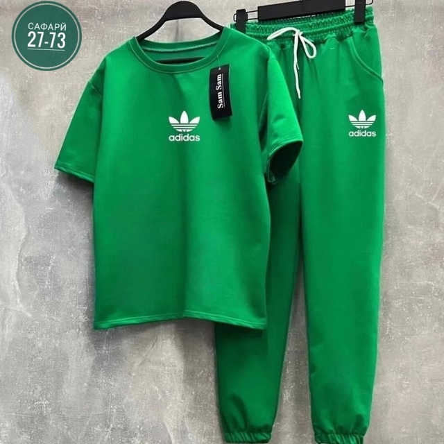 Спортивный костюм 22985585