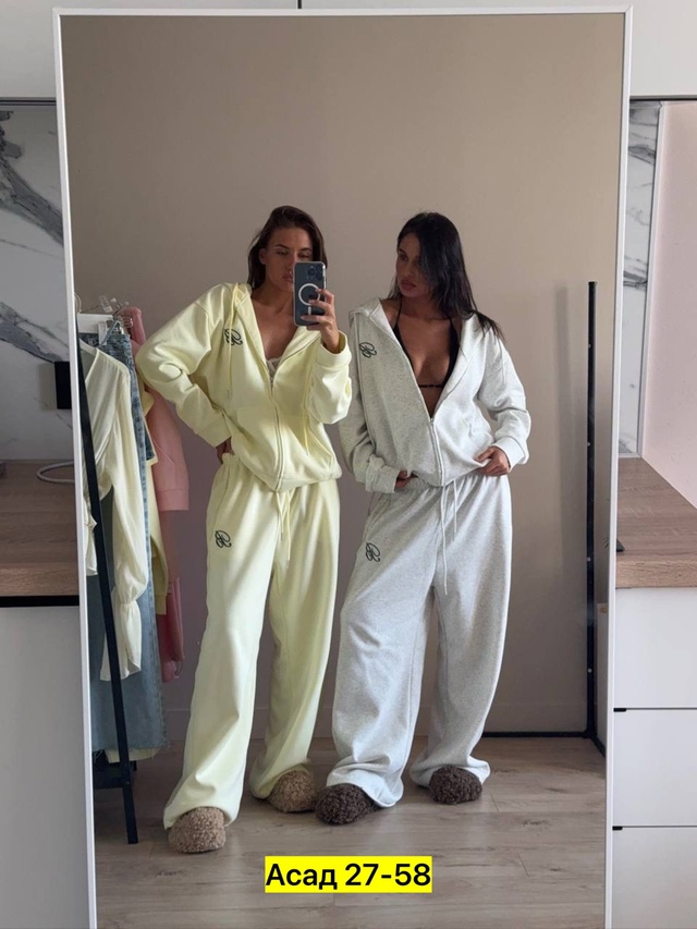 Спортивный костюм 22985949