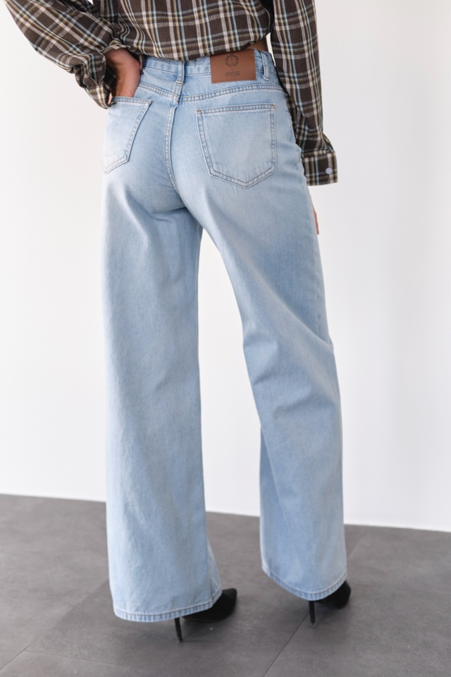 Джинсы 22988472