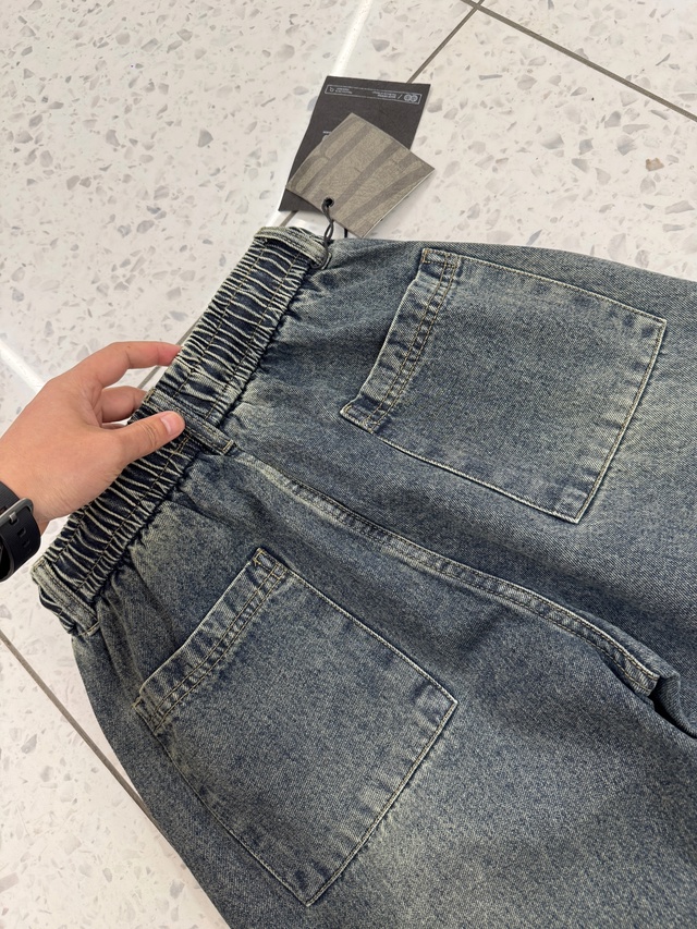 Джинсы 22987975