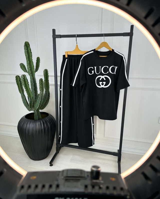 Костюм 22990305