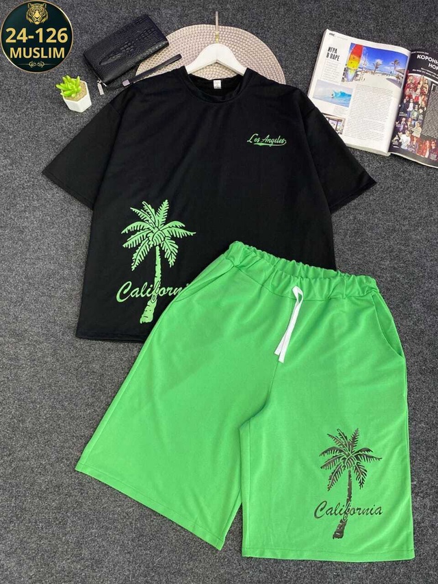 Спортивный костюм 22993607