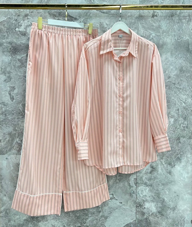 Костюм 22995044