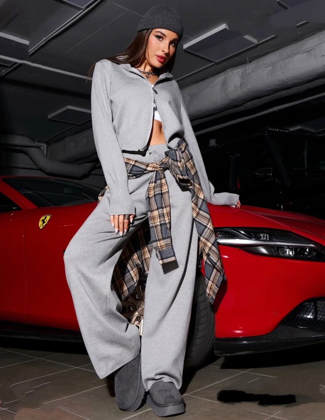 Спортивный костюм 22997321