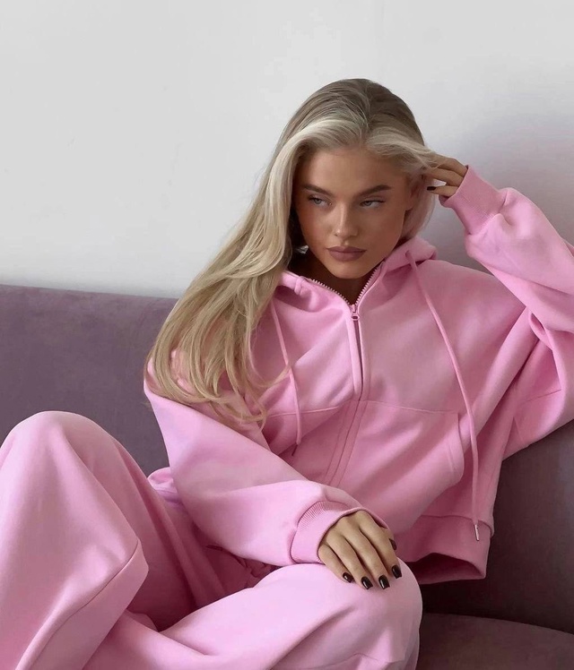 Спортивный костюм 22997088