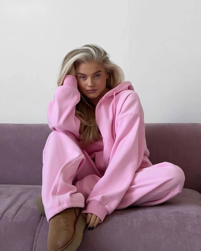 Спортивный костюм 22997088