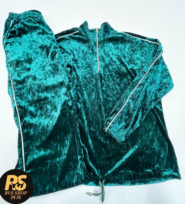 Спортивный костюм 23002289