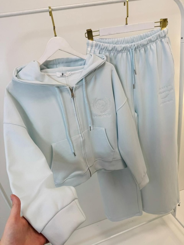 Костюм 23014478