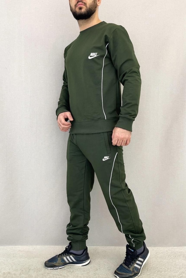 Спортивный костюм 23015492