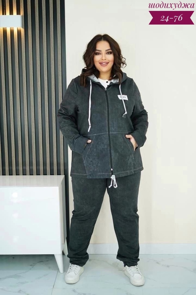 Спортивный костюм 23018107