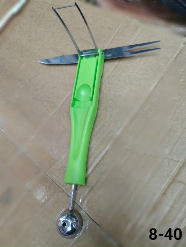 Многофункциональный нож для резки арбузов 3в1 23022538