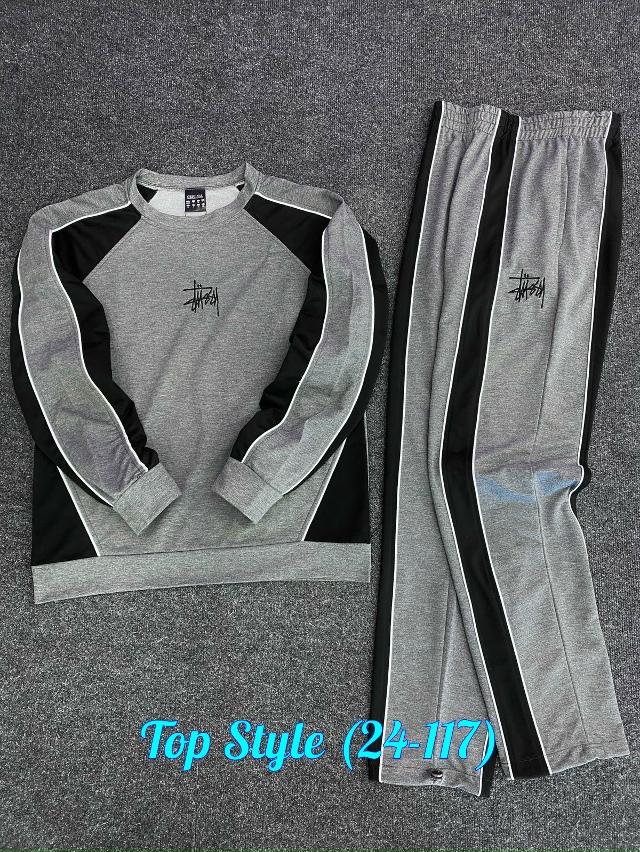 Спортивный костюм 23024844