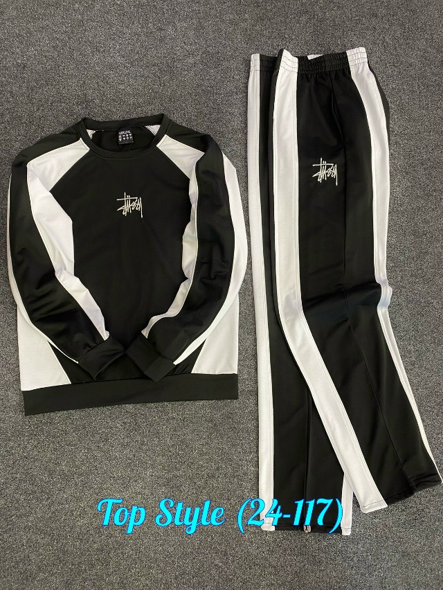 Спортивный костюм 23024844