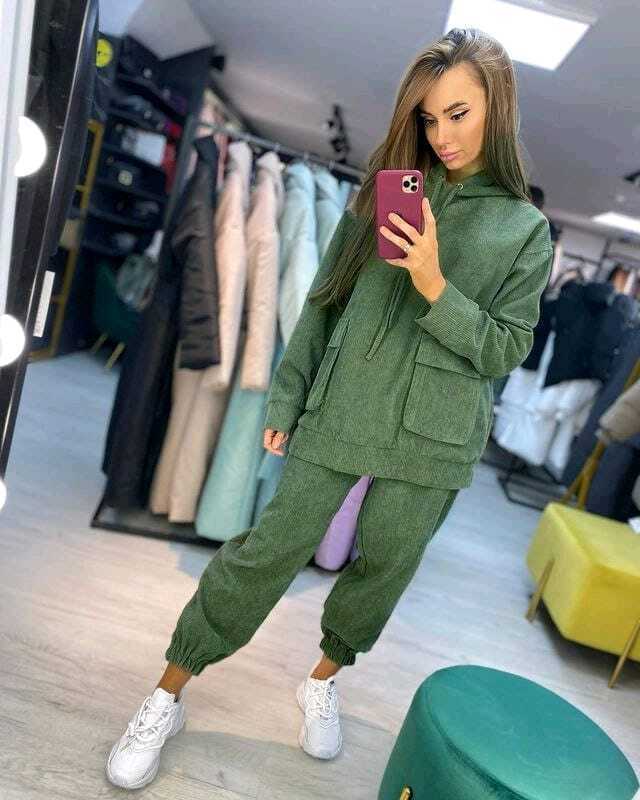 Спортивный костюм 23025161