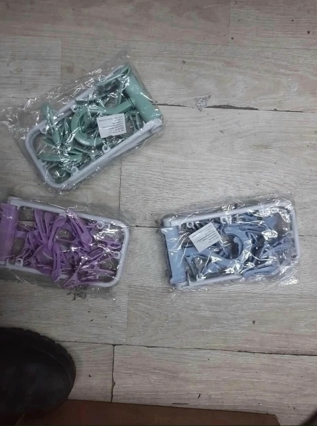 Вешалка 23025442