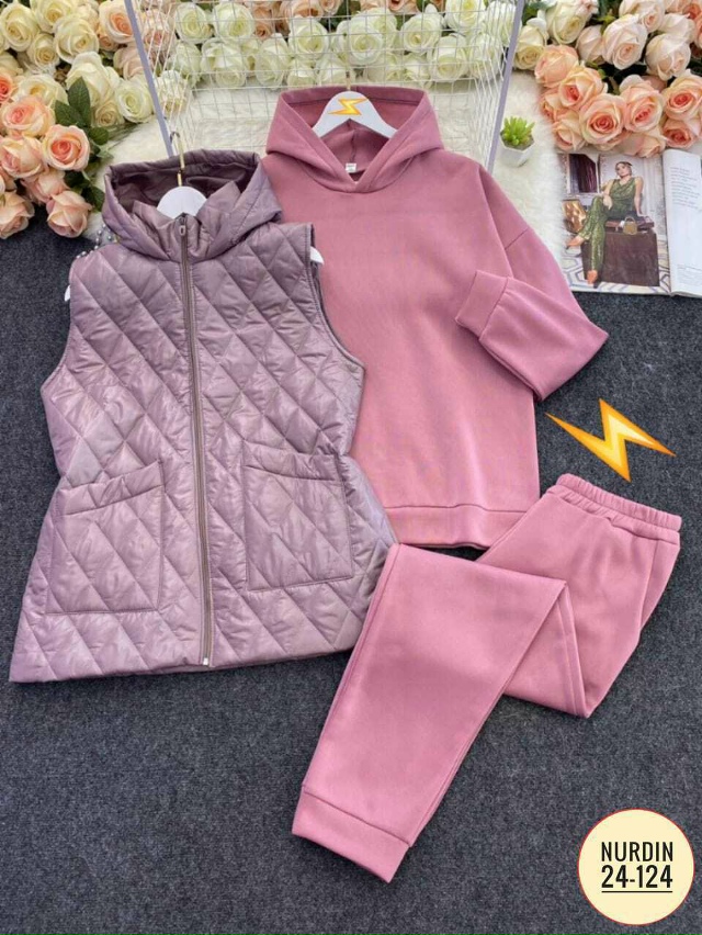 Спортивный костюм 23027875