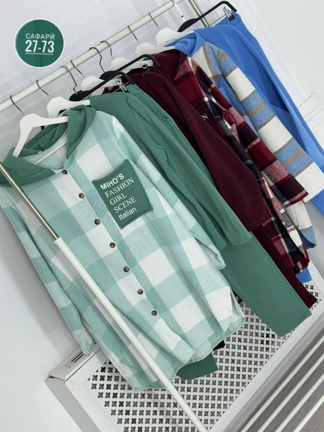 Спортивный костюм 23027265