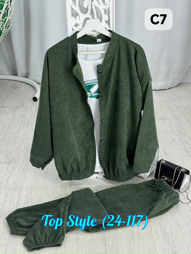 Спортивный костюм 23029195