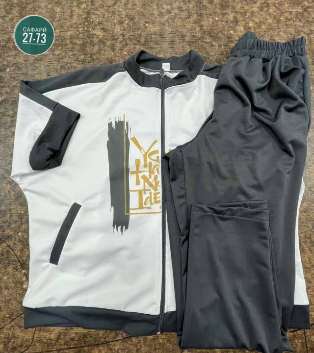 Спортивный костюм 23030783