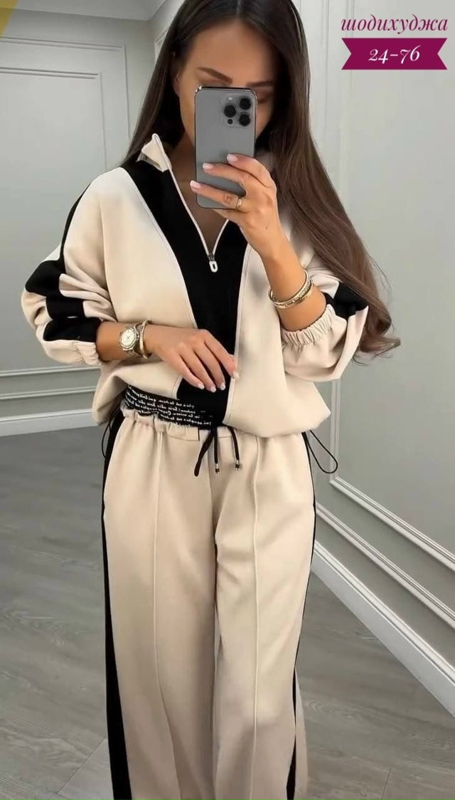 Спортивный костюм 23035692