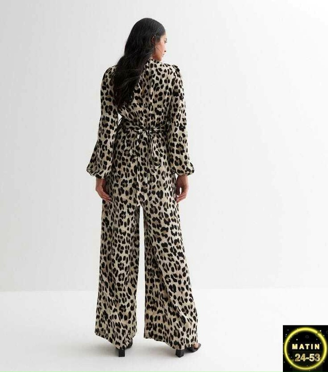 Костюм 23034659