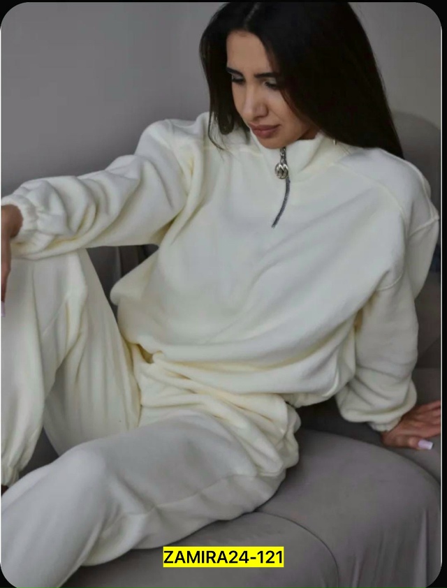 Спортивный костюм 23035091