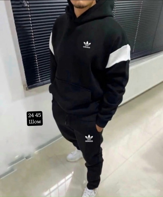 Спортивный костюм 23035179