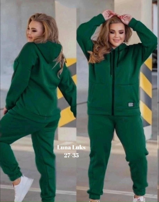 Спортивный костюм 23035207