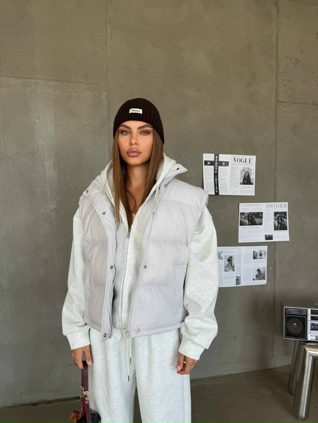 Спортивный костюм 23037515