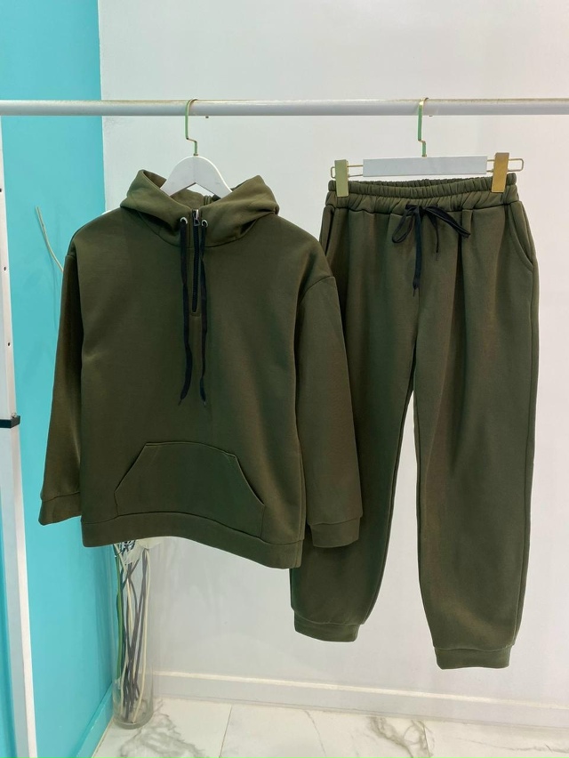 Спортивный костюм 23040967