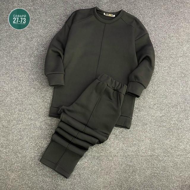 Спортивный костюм 23039739