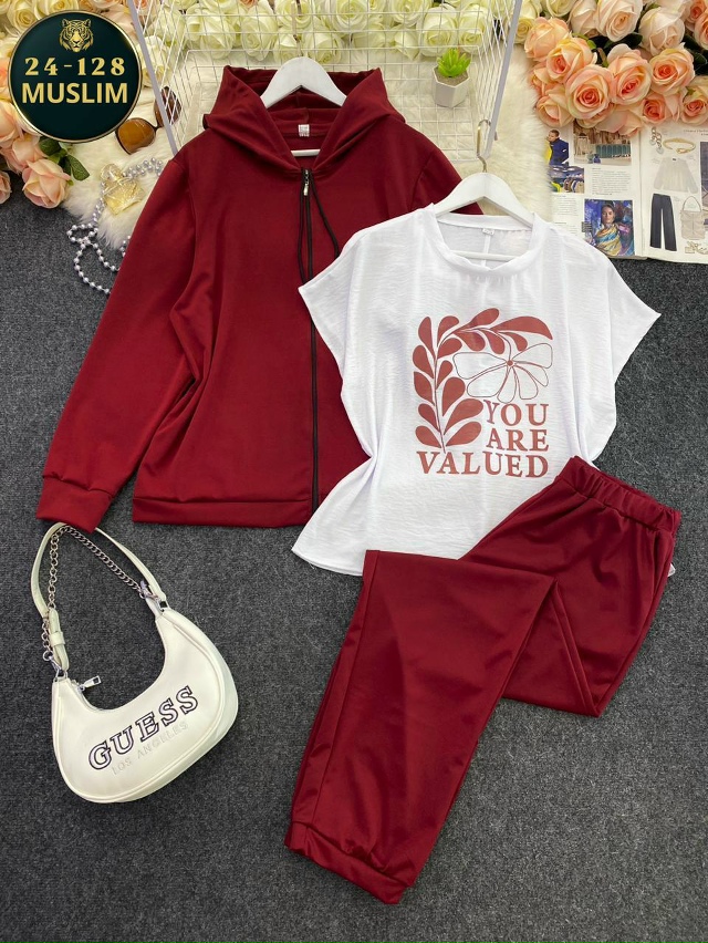 Спортивный костюм 23047890